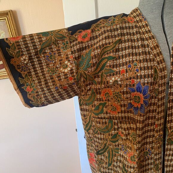 Floral Patterned Women's Robe - Picture 5 of 8